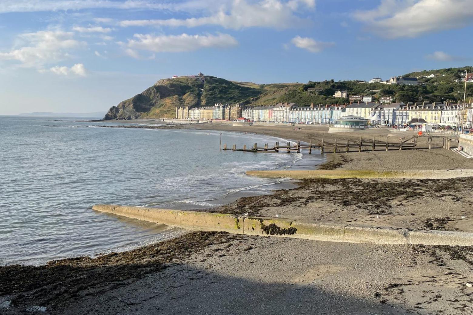 Spacious Luxury Escape With Sea Views And Pet Friendly At Clarach Bay Villa Aberystwyth Exterior photo