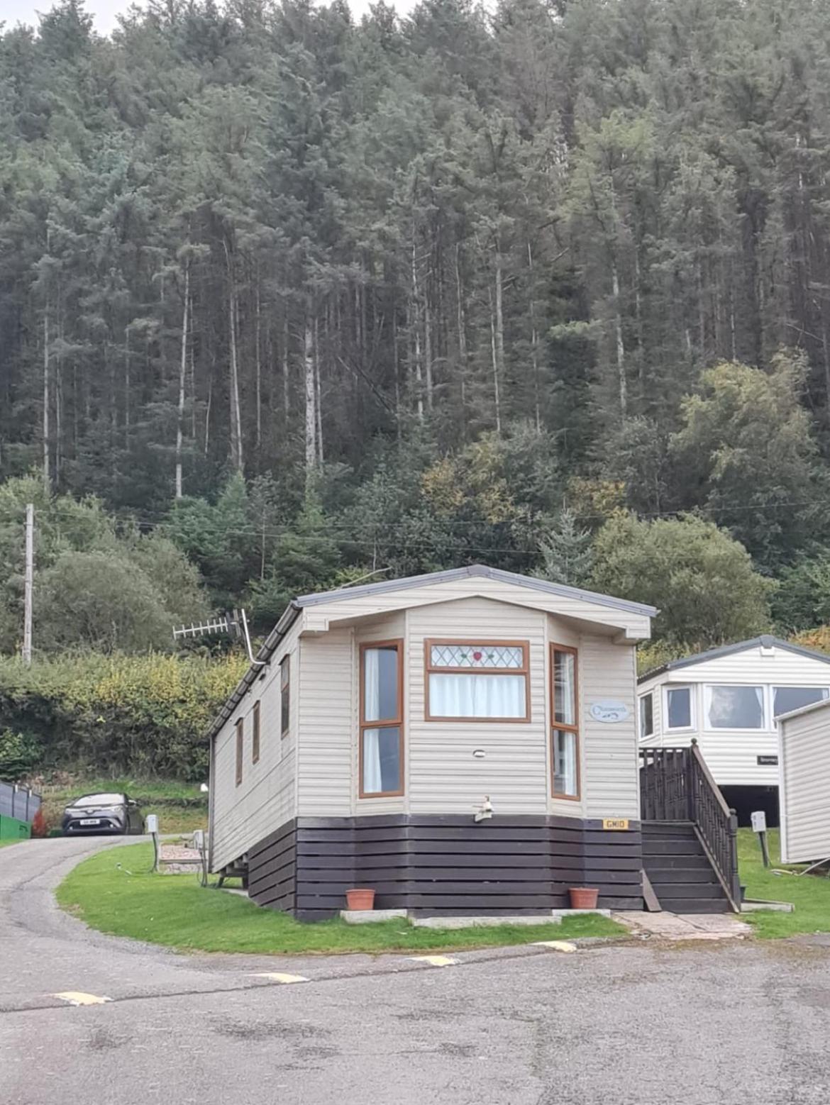 Spacious Luxury Escape With Sea Views And Pet Friendly At Clarach Bay Villa Aberystwyth Exterior photo